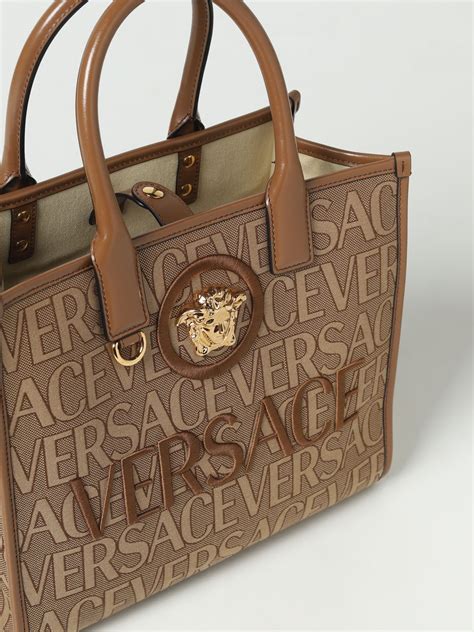 versace borsa a mano|Nuova collezione di borse da donna di Versace su .